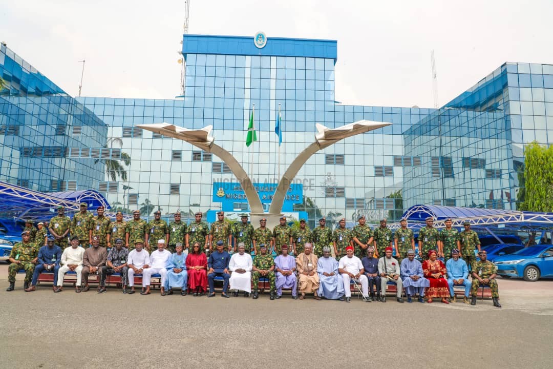 HOUSE COMMITTEE ON AIR FORCE AT HQ NAF, CALLS FOR CLOSER TIES TO STRENGHTEN NAF OPERATIONAL CAPABILITIES