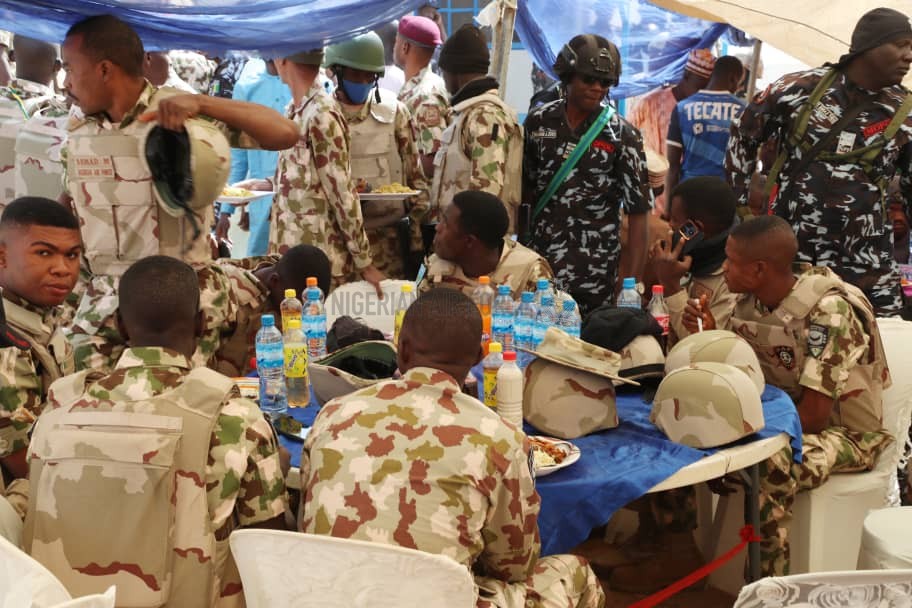 CAS FETES WITH FRONTLINE TROOPS