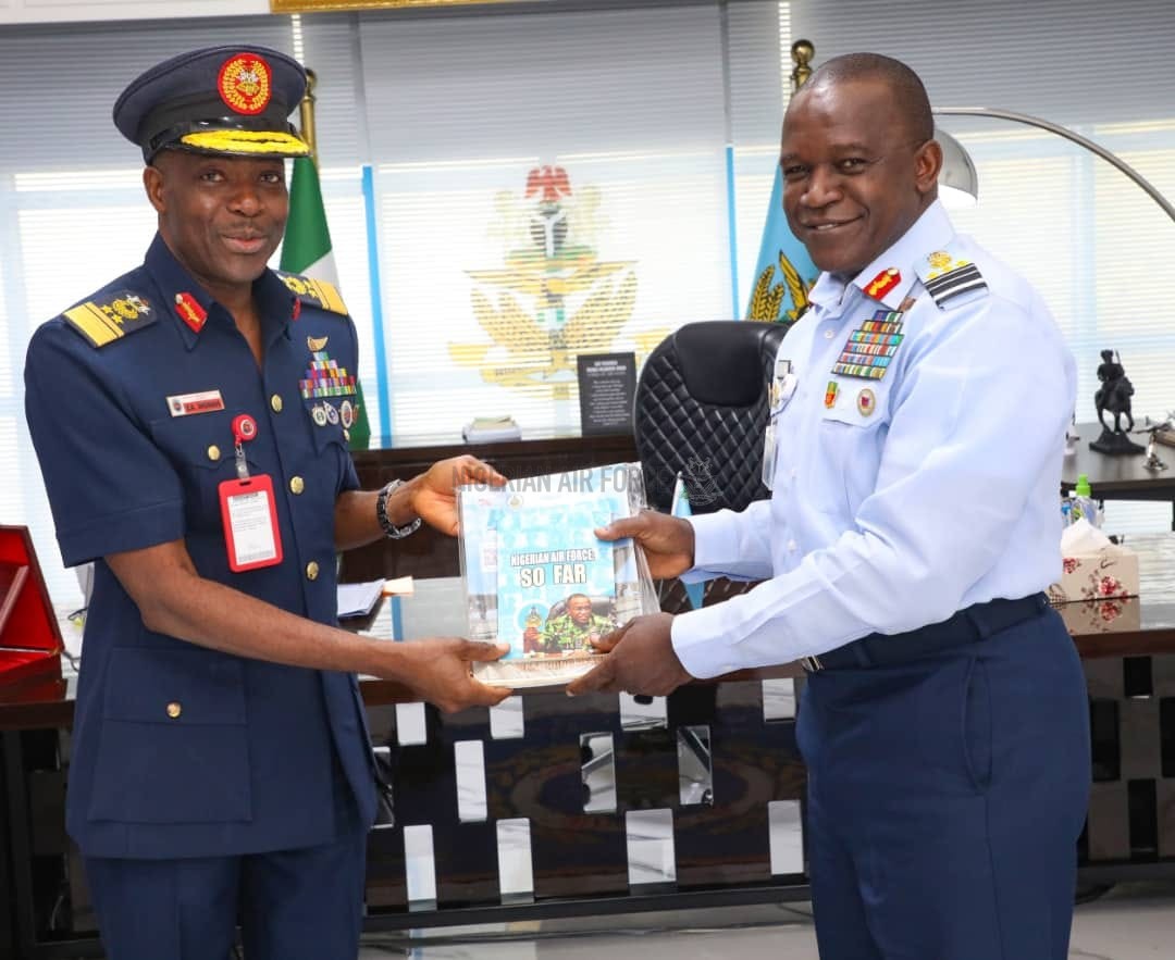 COURTESY VISIT TO THE CHIEF OF AIR STAFF AIR MARSHAL IO AMAO CFR BY COMMANDANT ARMED FORCES COMMAND AND STAFF COLLEGE